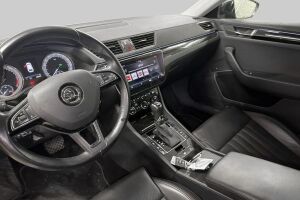 Skoda Superb esikatselu 2