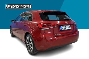 Mercedes-Benz A esikatselu 14