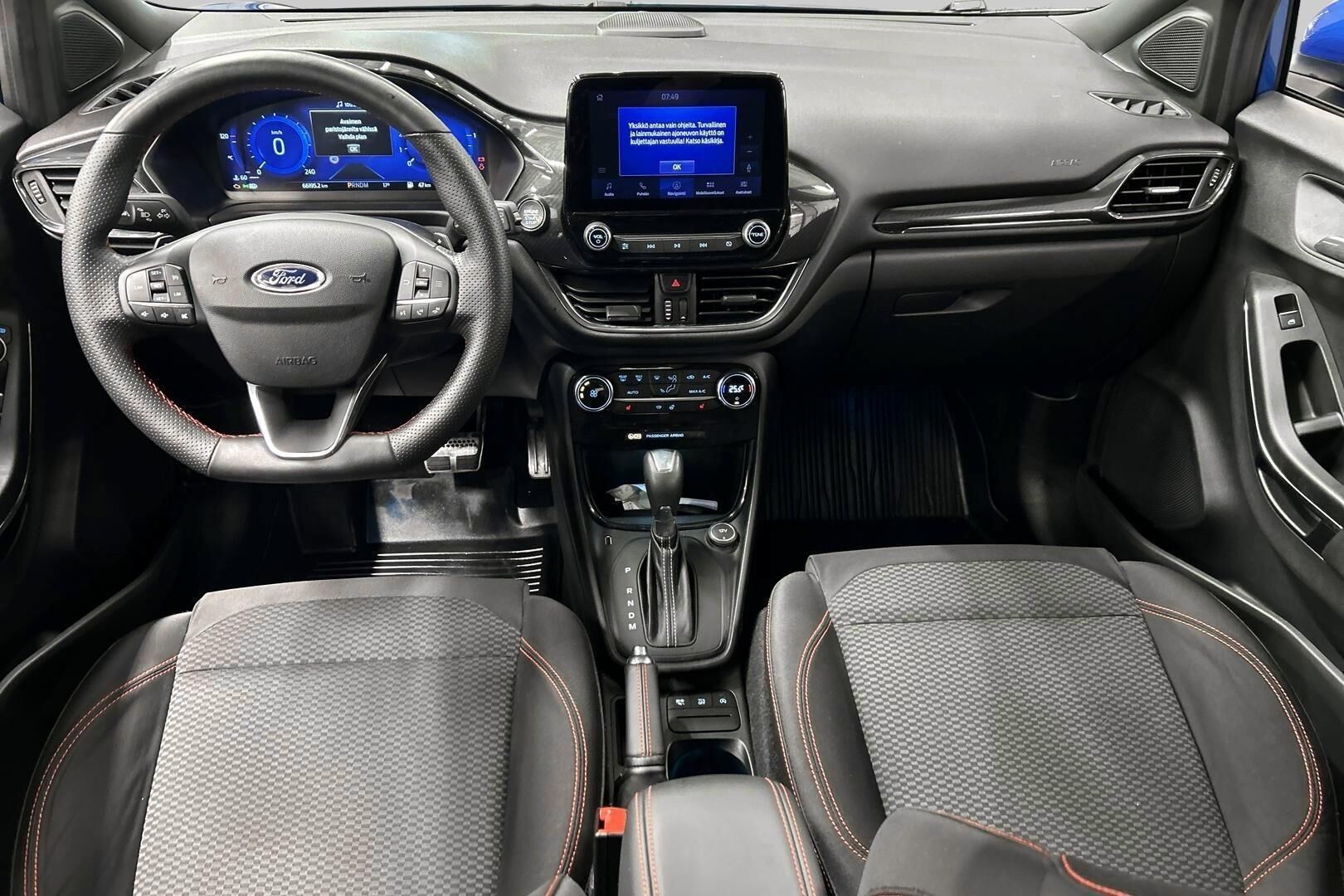 Ford Puma iso kuva 11