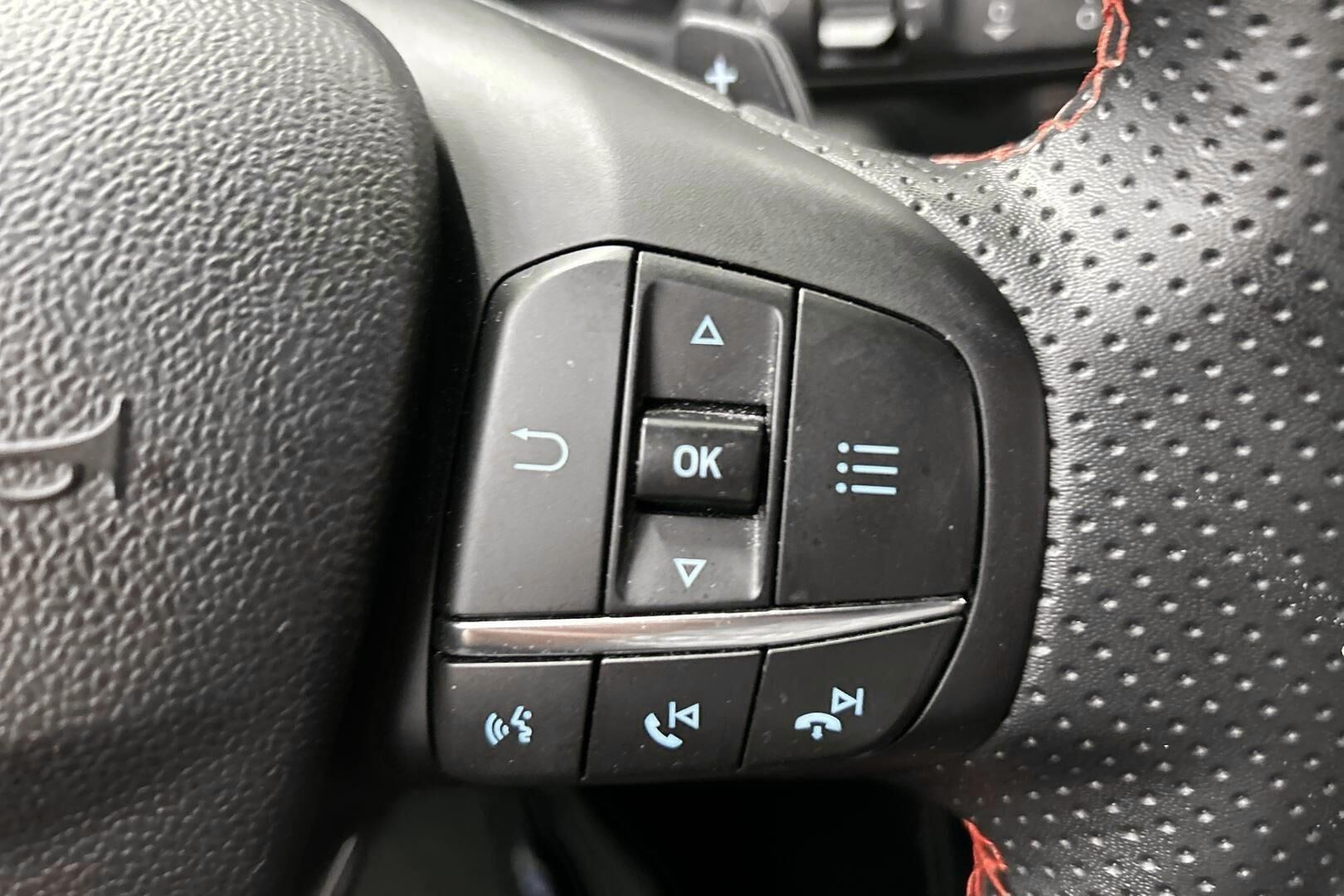 Ford Puma iso kuva 17