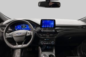 Ford Kuga esikatselu 10