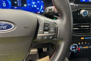 Ford Kuga esikatselu 15