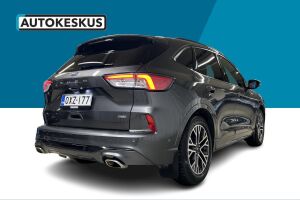 Ford Kuga esikatselu 4