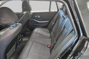 BMW 3-sarja esikatselu 22