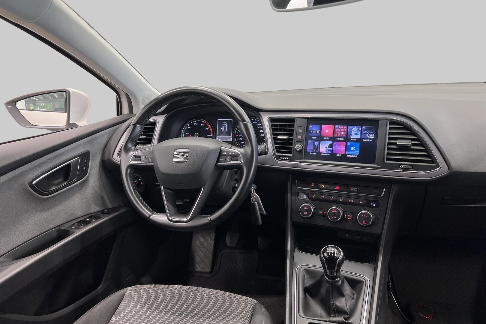 Seat Leon Sportourer ST iso kuva 27