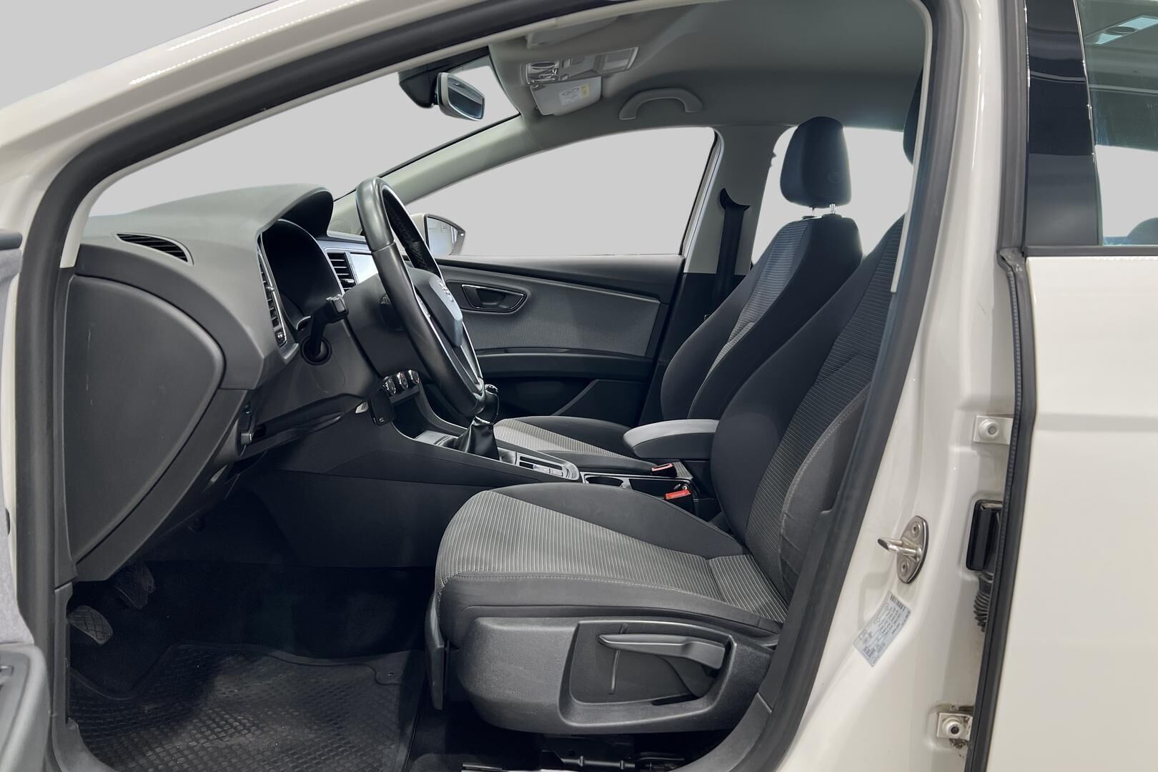 Seat Leon Sportourer ST iso kuva 9