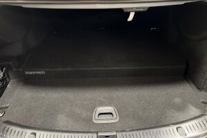 MERCEDES-BENZ E esikatselu 11