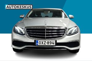 MERCEDES-BENZ E esikatselu 2