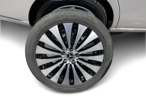 MERCEDES-BENZ E esikatselu 21