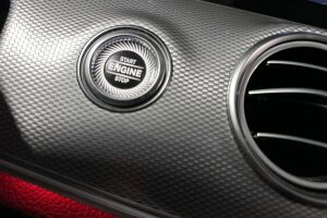 MERCEDES-BENZ E esikatselu 24