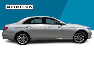 MERCEDES-BENZ E esikatselu 3