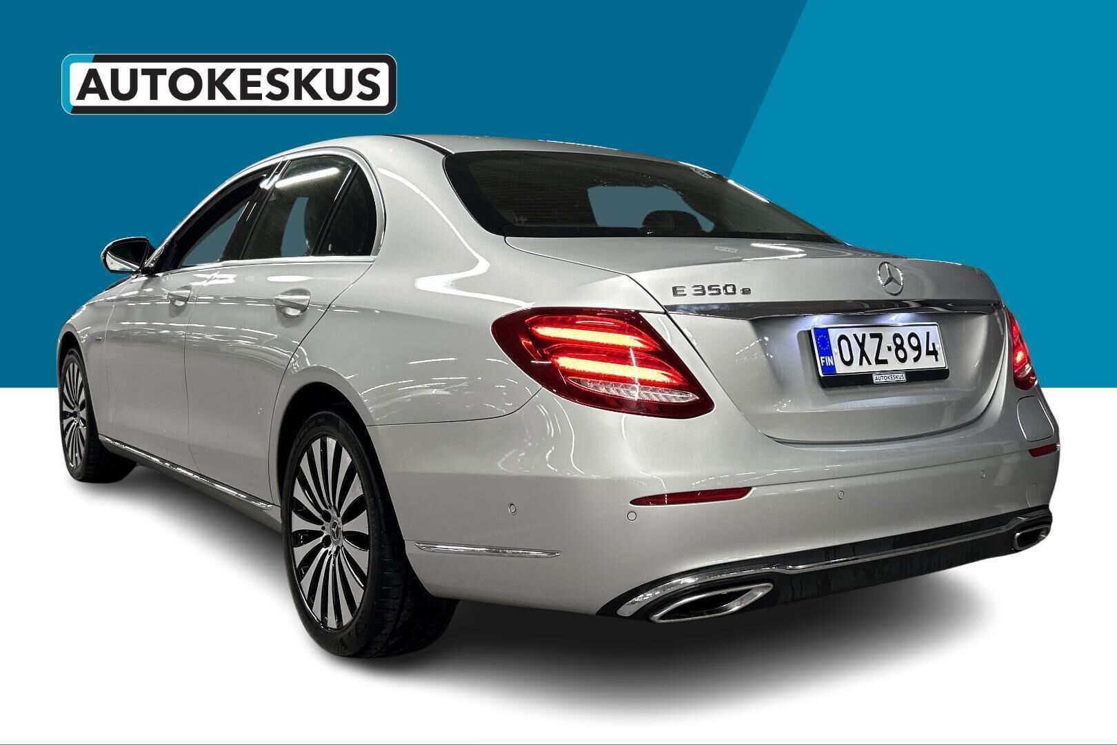 MERCEDES-BENZ E iso kuva 7