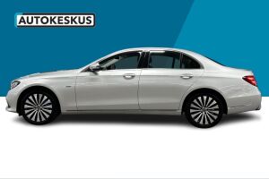 MERCEDES-BENZ E esikatselu 8