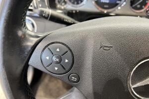 Mercedes-Benz E esikatselu 16