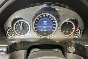 Mercedes-Benz E esikatselu 18
