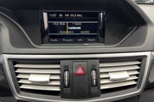 Mercedes-Benz E esikatselu 22