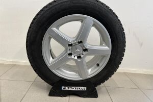 Mercedes-Benz E esikatselu 23