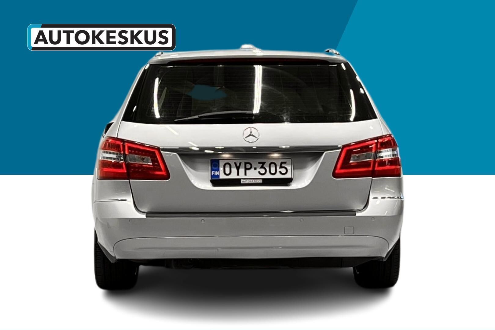 Mercedes-Benz E iso kuva 6