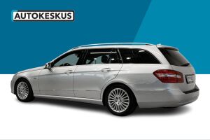 Mercedes-Benz E esikatselu 33
