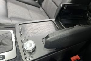 Mercedes-Benz E esikatselu 34