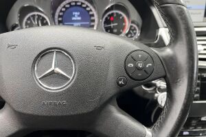 Mercedes-Benz E esikatselu 21