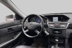 Mercedes-Benz E esikatselu 26