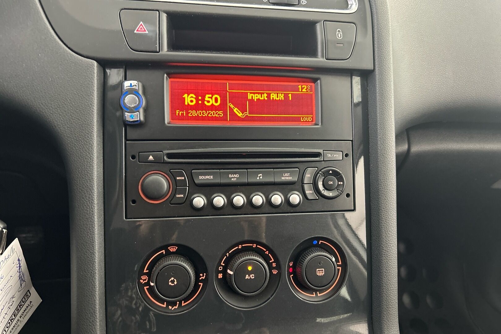 Peugeot 5008 iso kuva 16