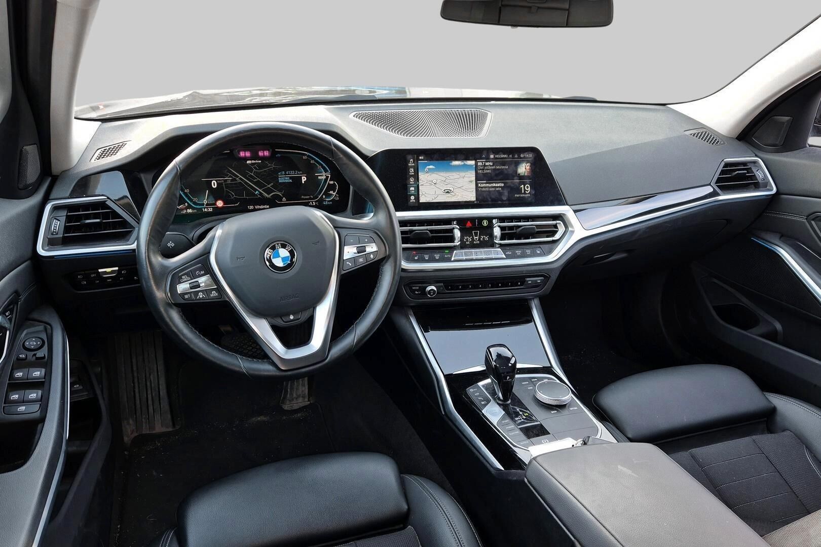 BMW 3-SARJA iso kuva 2