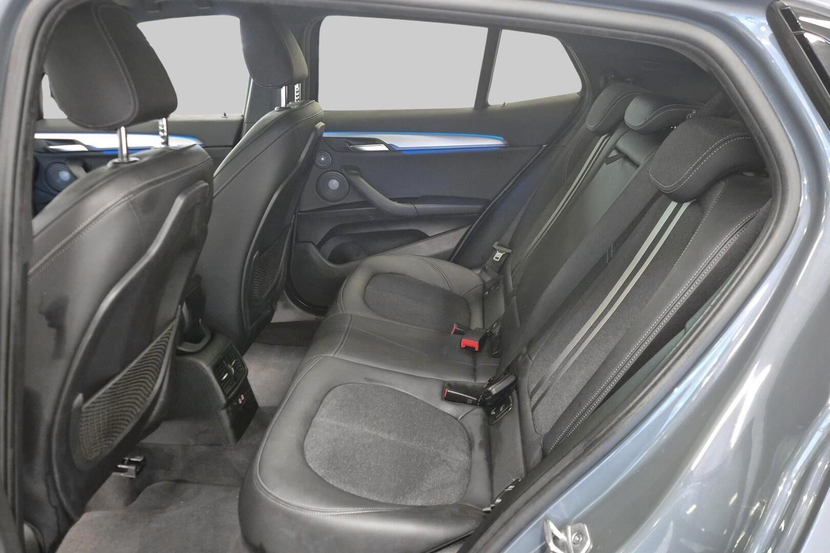 BMW X2 iso kuva 9