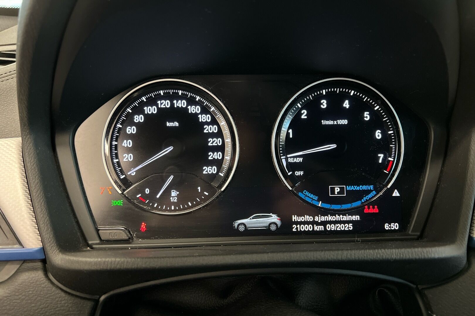 BMW X2 iso kuva 12