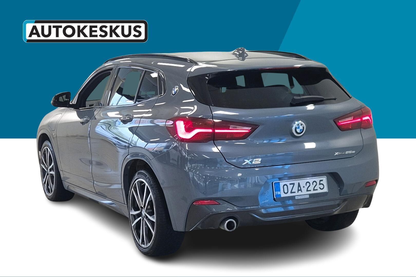 BMW X2 iso kuva 6