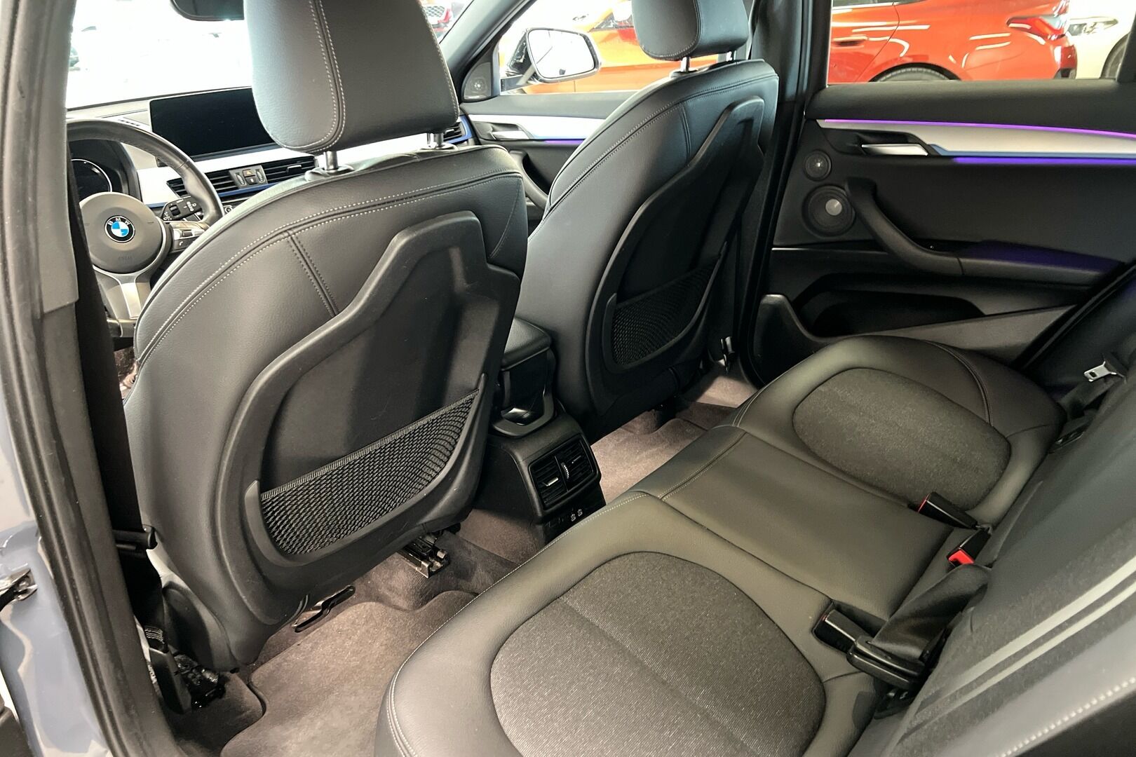 BMW X2 iso kuva 8