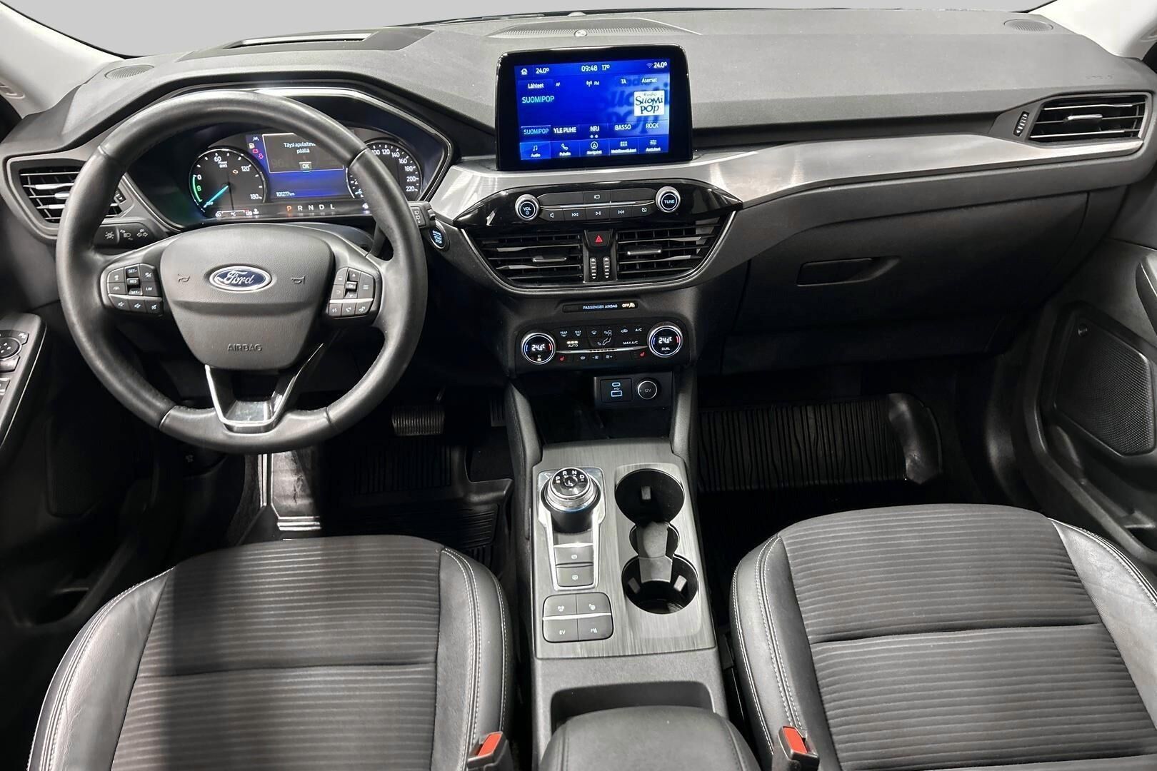 Ford Kuga iso kuva 10