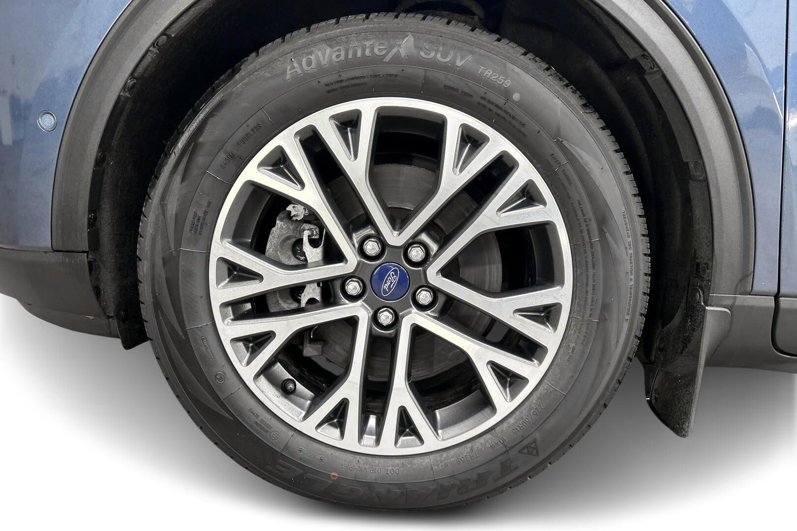 Ford Kuga iso kuva 15