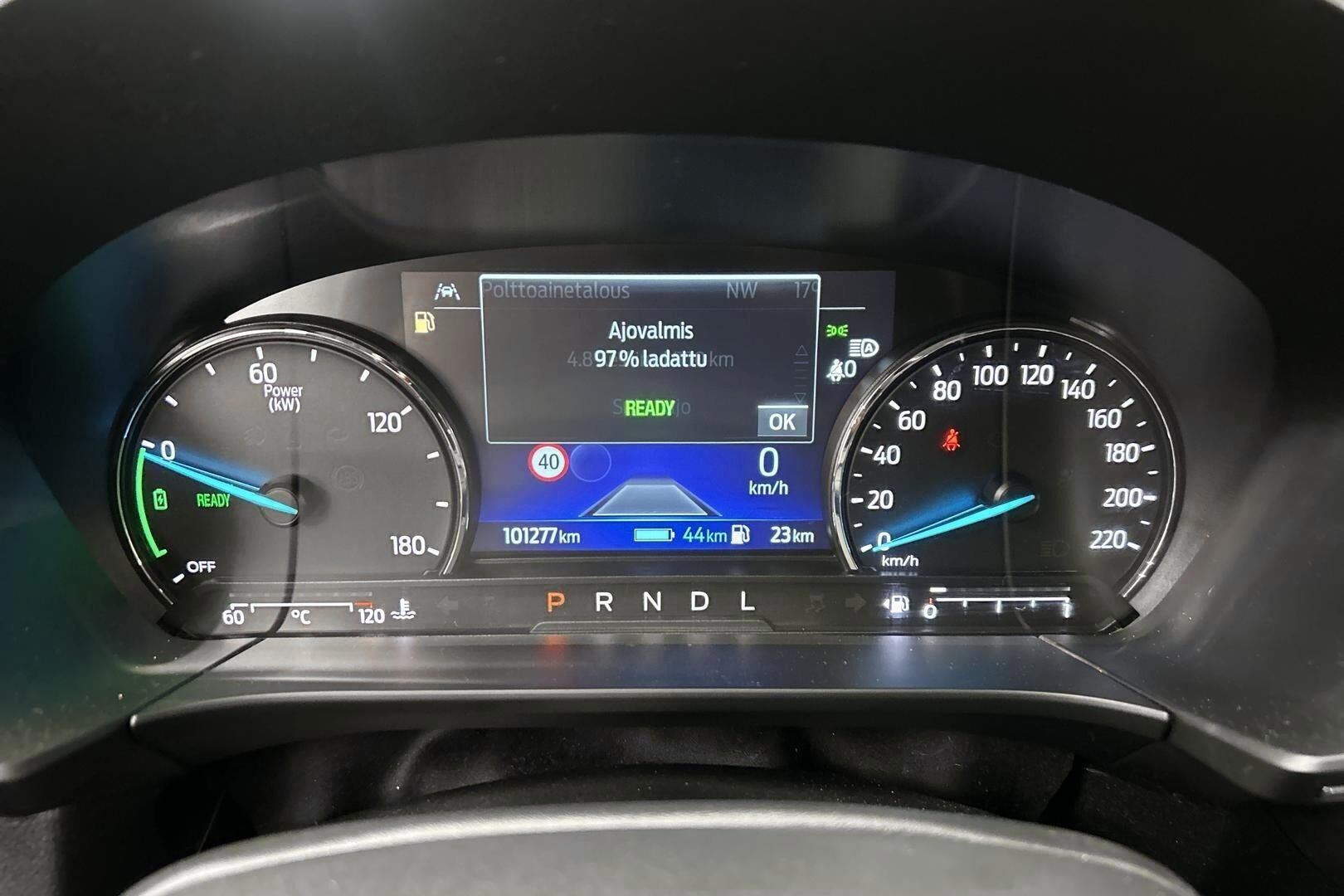 Ford Kuga iso kuva 16