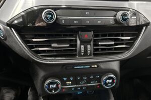 Ford Kuga esikatselu 11