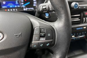 Ford Kuga esikatselu 12