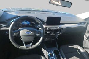 Ford Kuga esikatselu 2