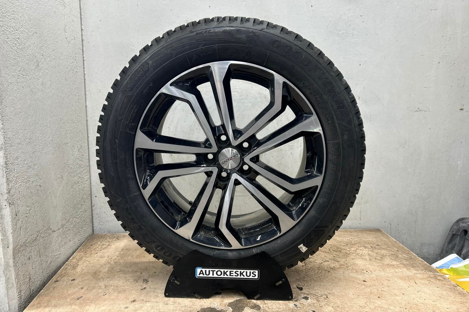 Ford Kuga iso kuva 23