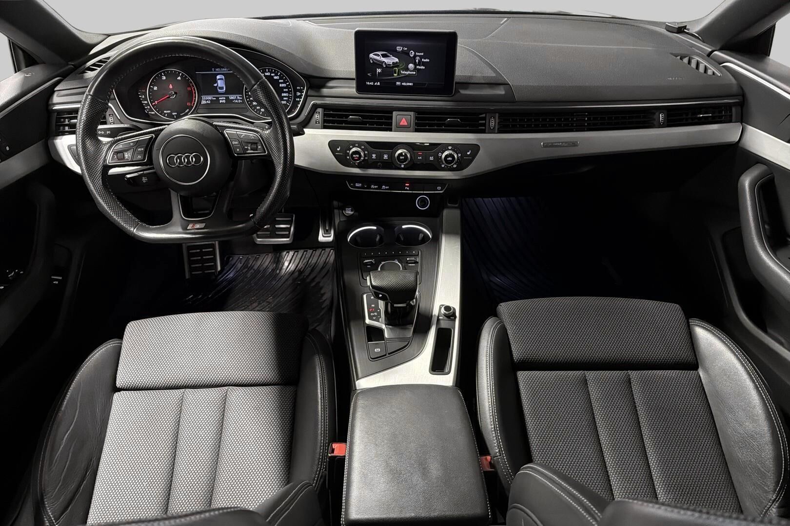 Audi A5 iso kuva 6