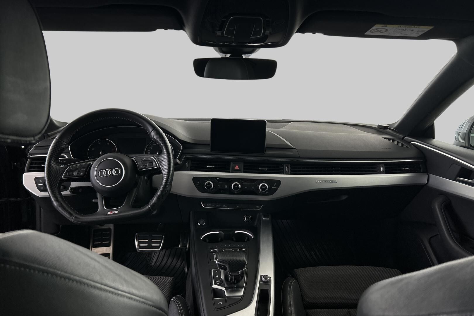 Audi A5 iso kuva 11