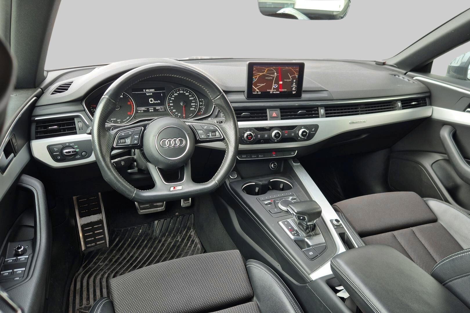 Audi A5 iso kuva 2