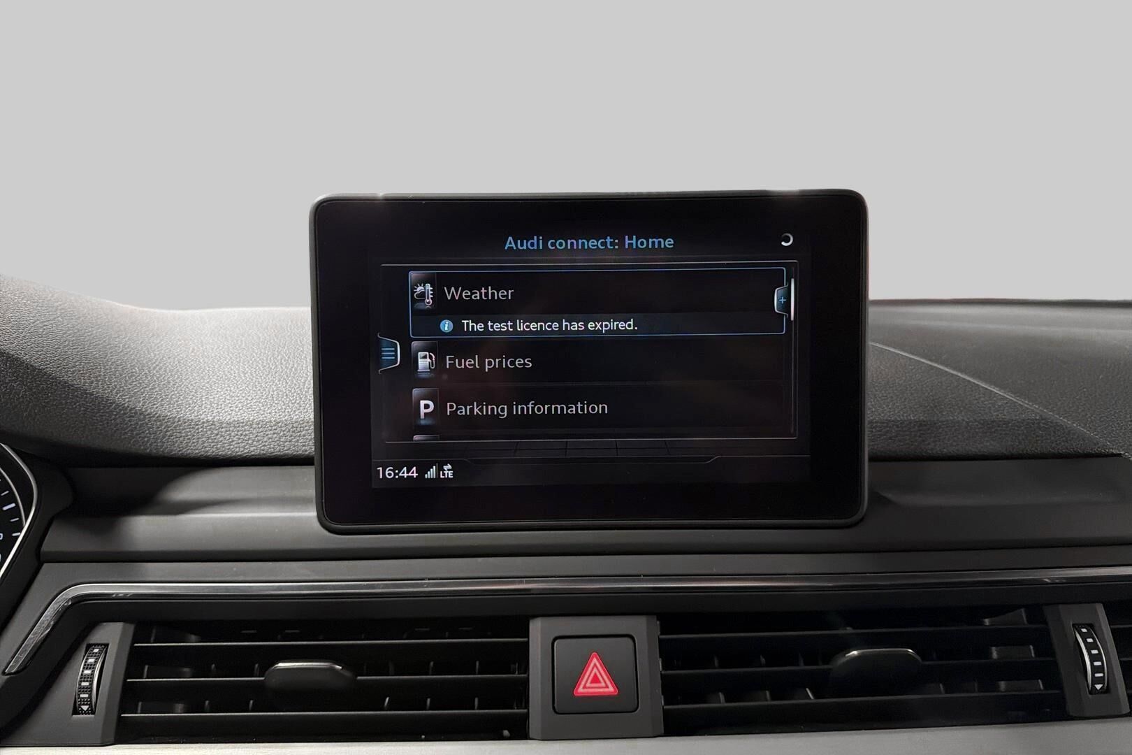 Audi A5 iso kuva 18