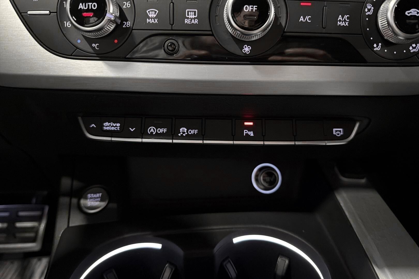 Audi A5 iso kuva 36