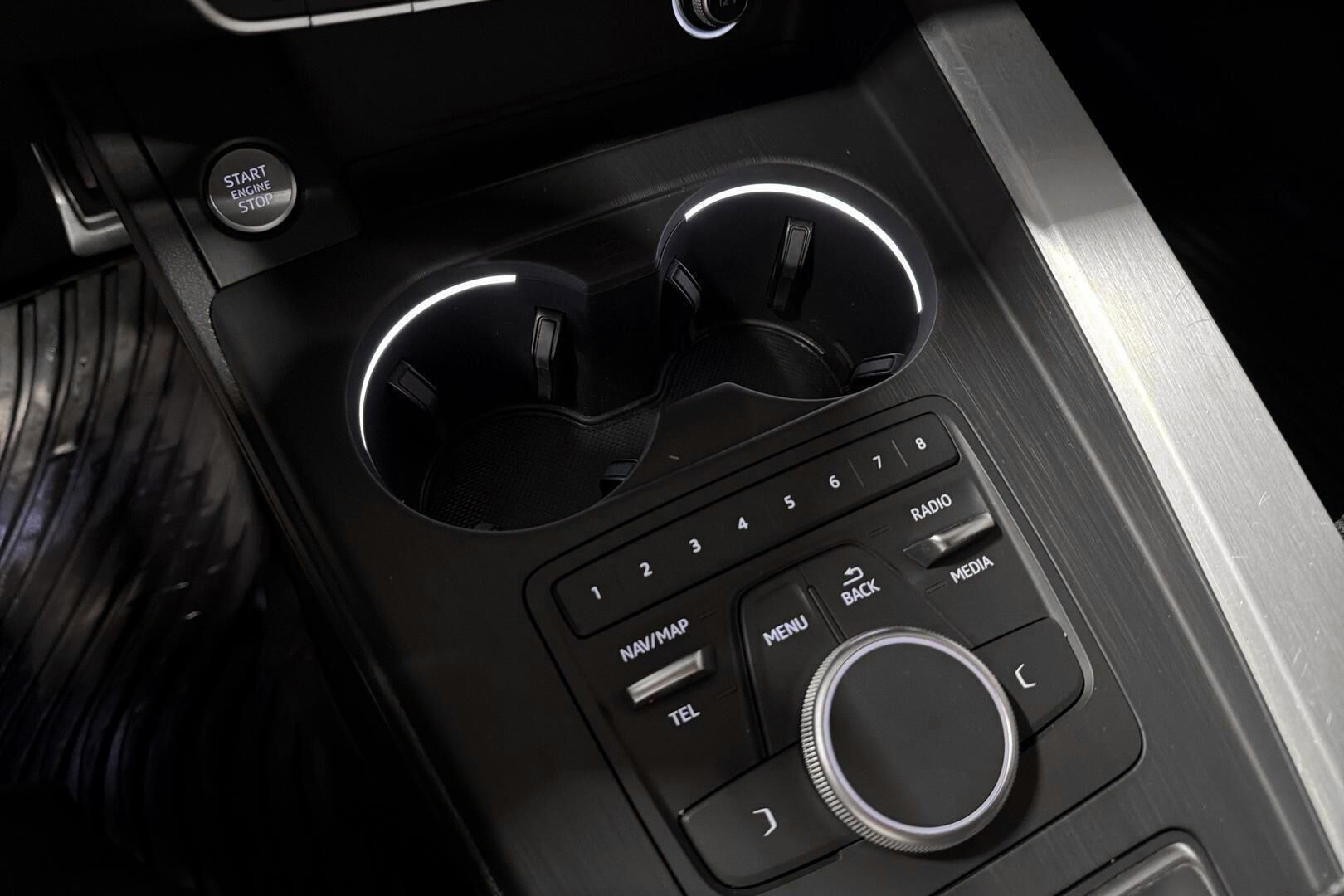 Audi A5 iso kuva 37