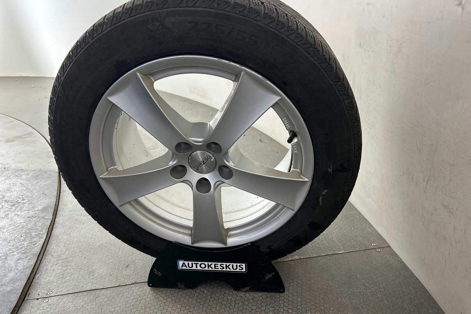 Volvo V90 iso kuva 17