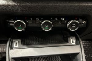 Citroen C4 esikatselu 16