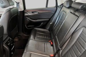 BMW X3 esikatselu 10