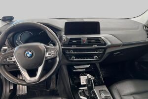 BMW X3 esikatselu 11