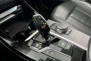 BMW X3 esikatselu 16